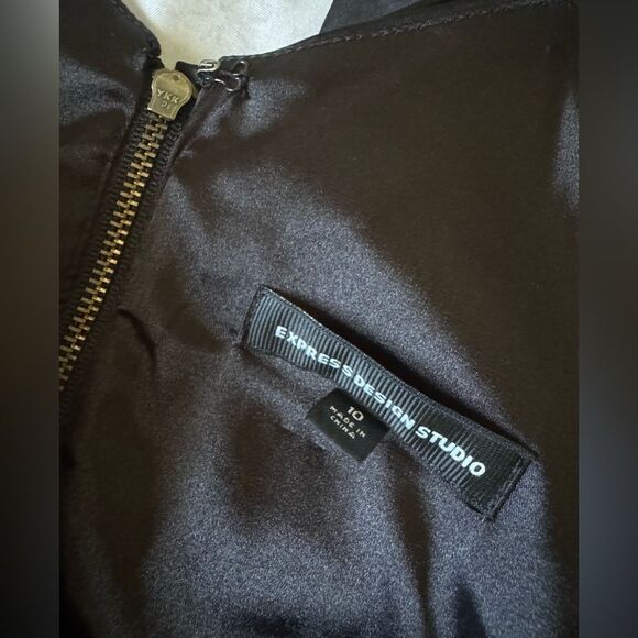 Express Design Studio silk black ruched mini dress with back zipper size 10 - Picture 6 of 9